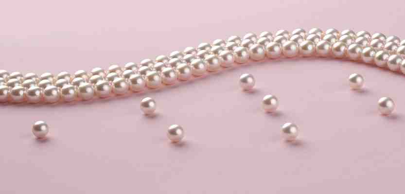 Aprenda mais sobre joias com pérolas para usar no seu casamento